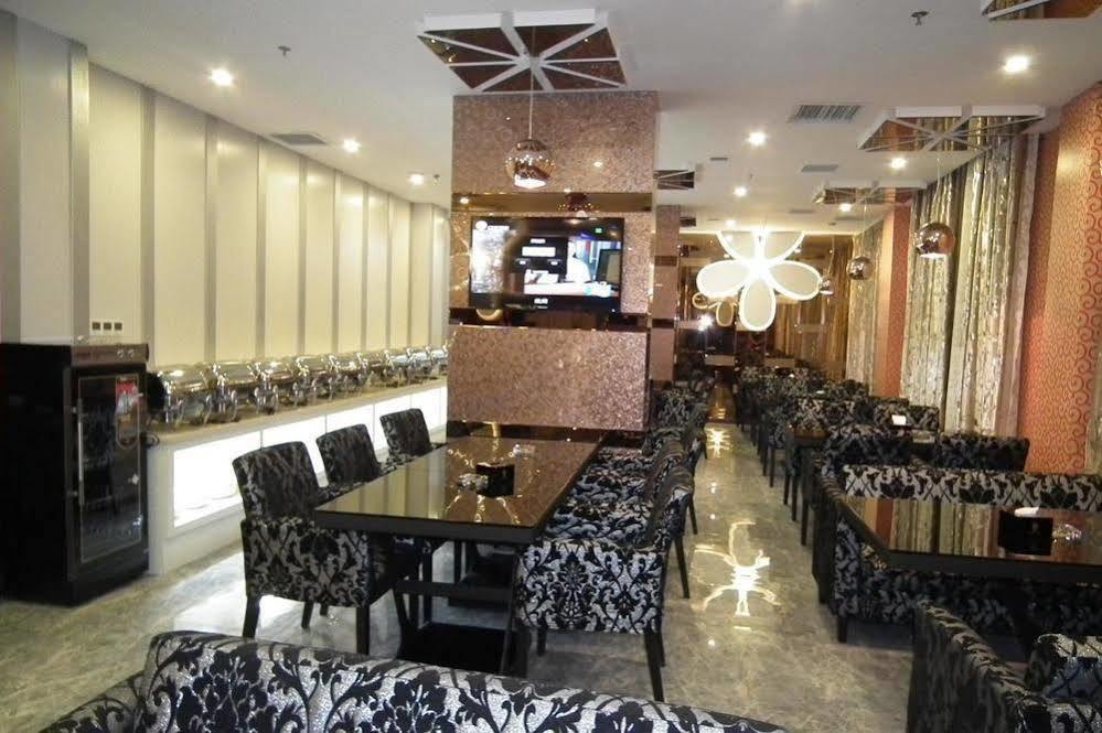 Victoria Hotel Луоян Екстериор снимка